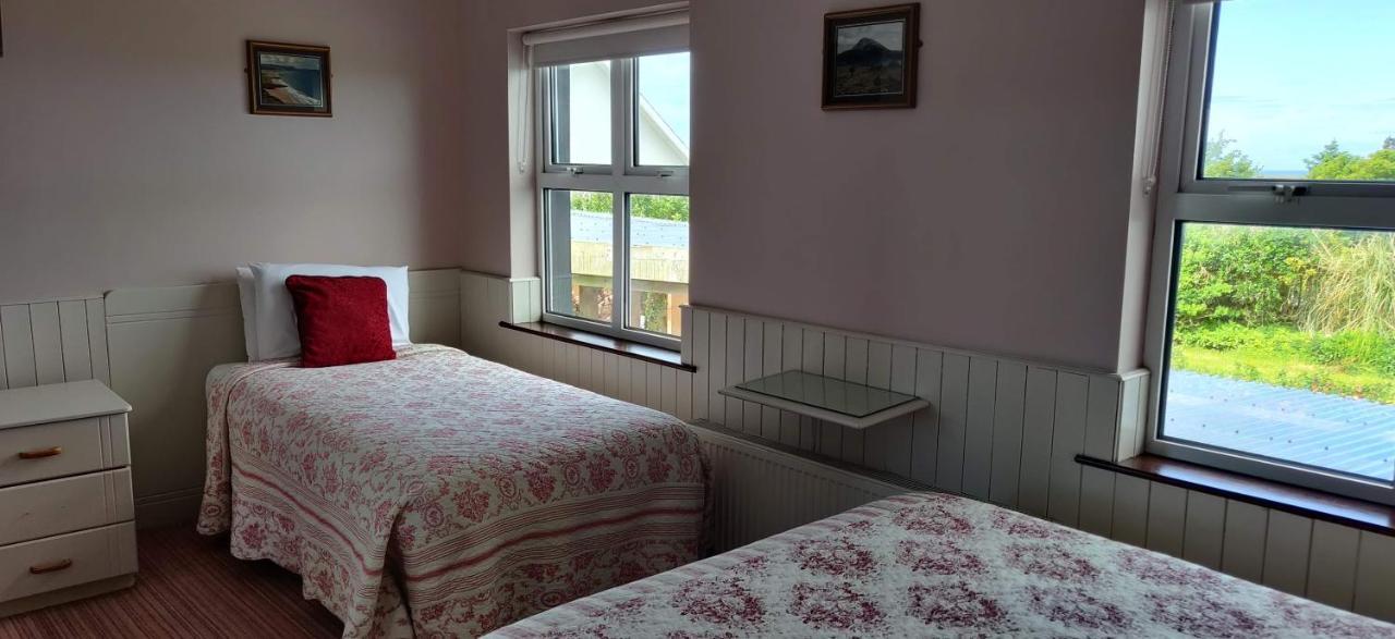 Teac Campbell Guesthouse Bunbeg Esterno foto